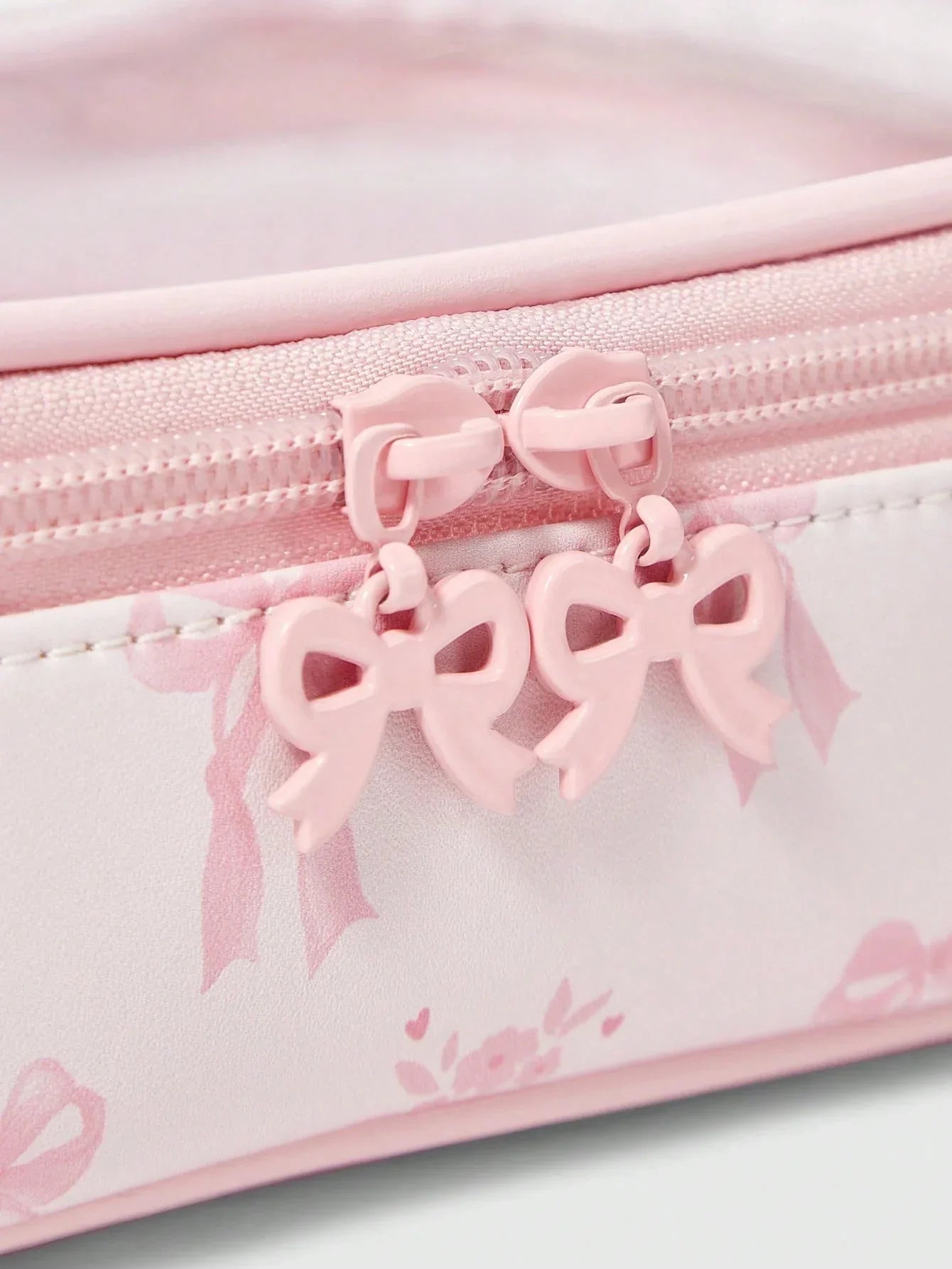 ROMWE Kawaii Butterfly Makeup Bag