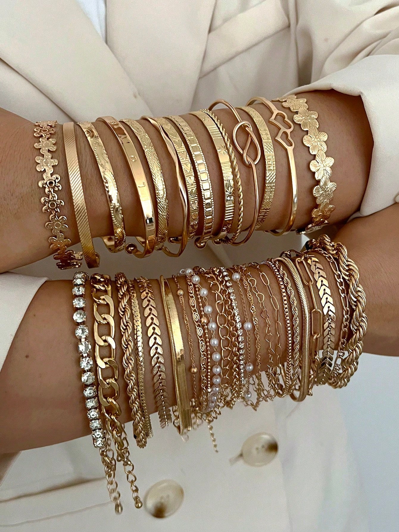 Multi-Piece Elegant Chain Bracelet Set