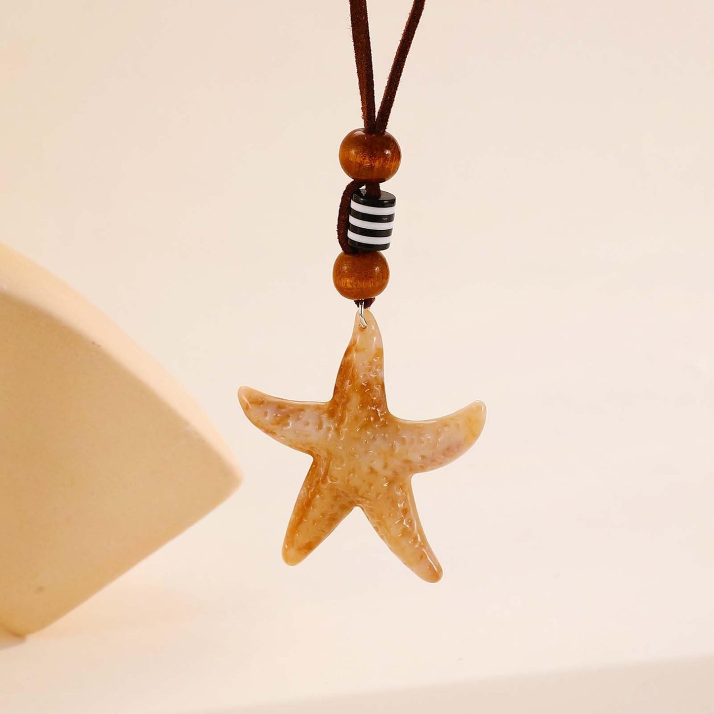 EDWTG Boho Starfish Necklace for Women Hawaiian Necklace Summer Bohemian Starfish Necklaces Ocean Beach Necklaces Accessory Jewelry (W)