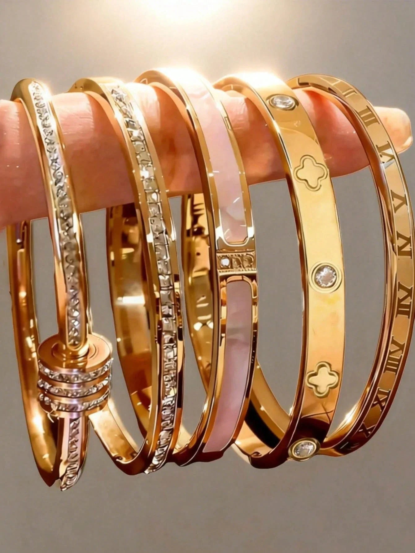 5PCS Sparkling Star Bangle Set