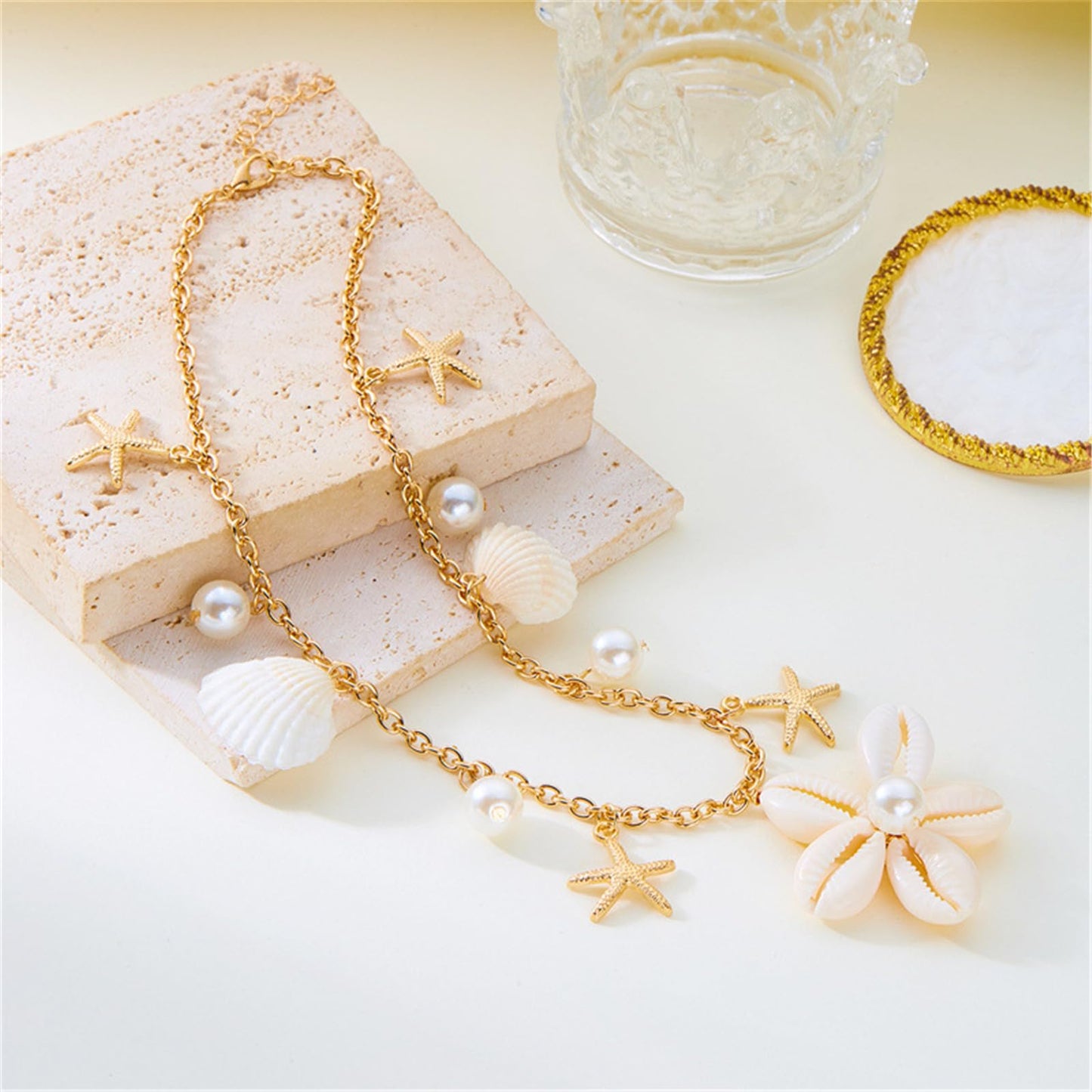 Seashell Flower Charm Necklace for Women Gold Plated Bohemian Starfish Sea Shell Cowrie Conch Floral White Pearl Ball Pendant Necklace for Ocean Summer Coastal Beach Holiday Outfits Trendy Jewelry (White)