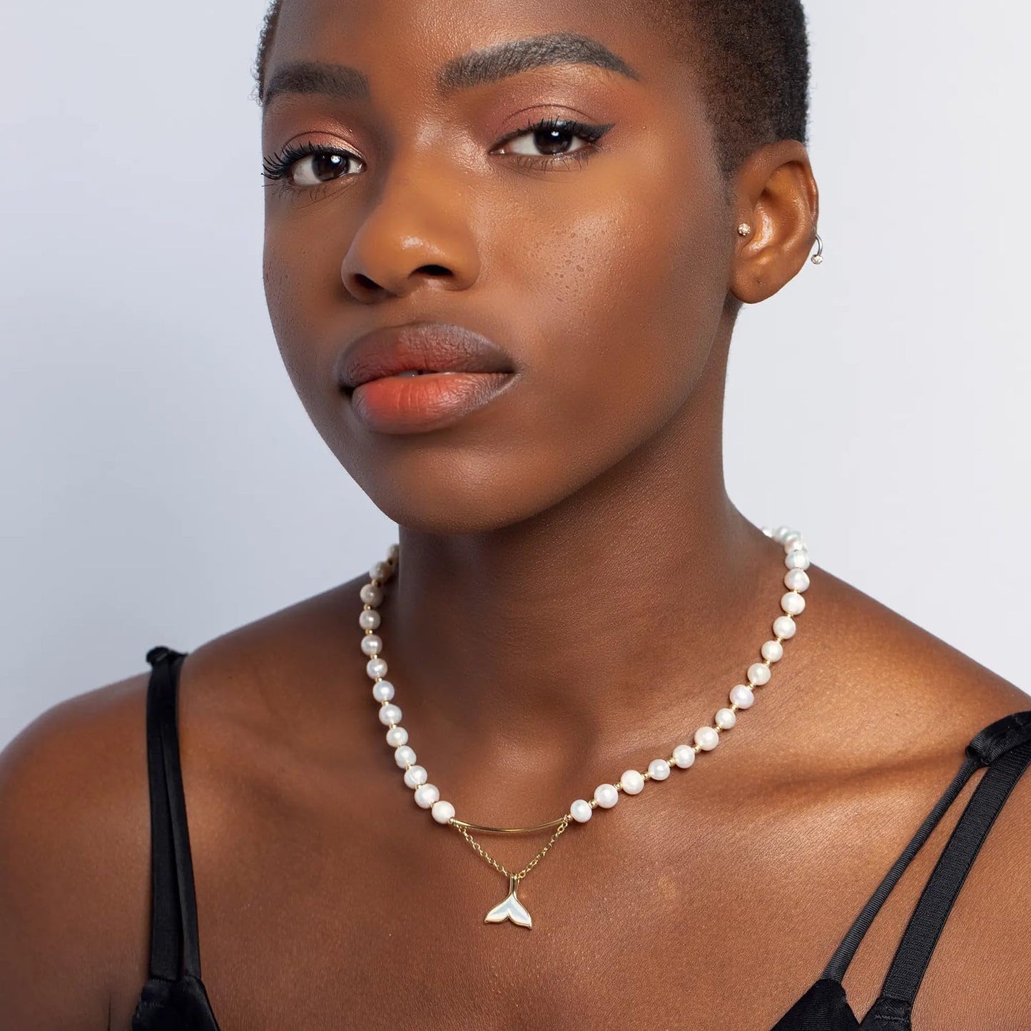 ONTHOLOGIE Gold Layered Pearl Necklace for Women - 18K Gold Vermeil Brass Chain with Natural Freshwater Cultured Genuine Pearls Necklace for Women and Girls, Genuine Pearl