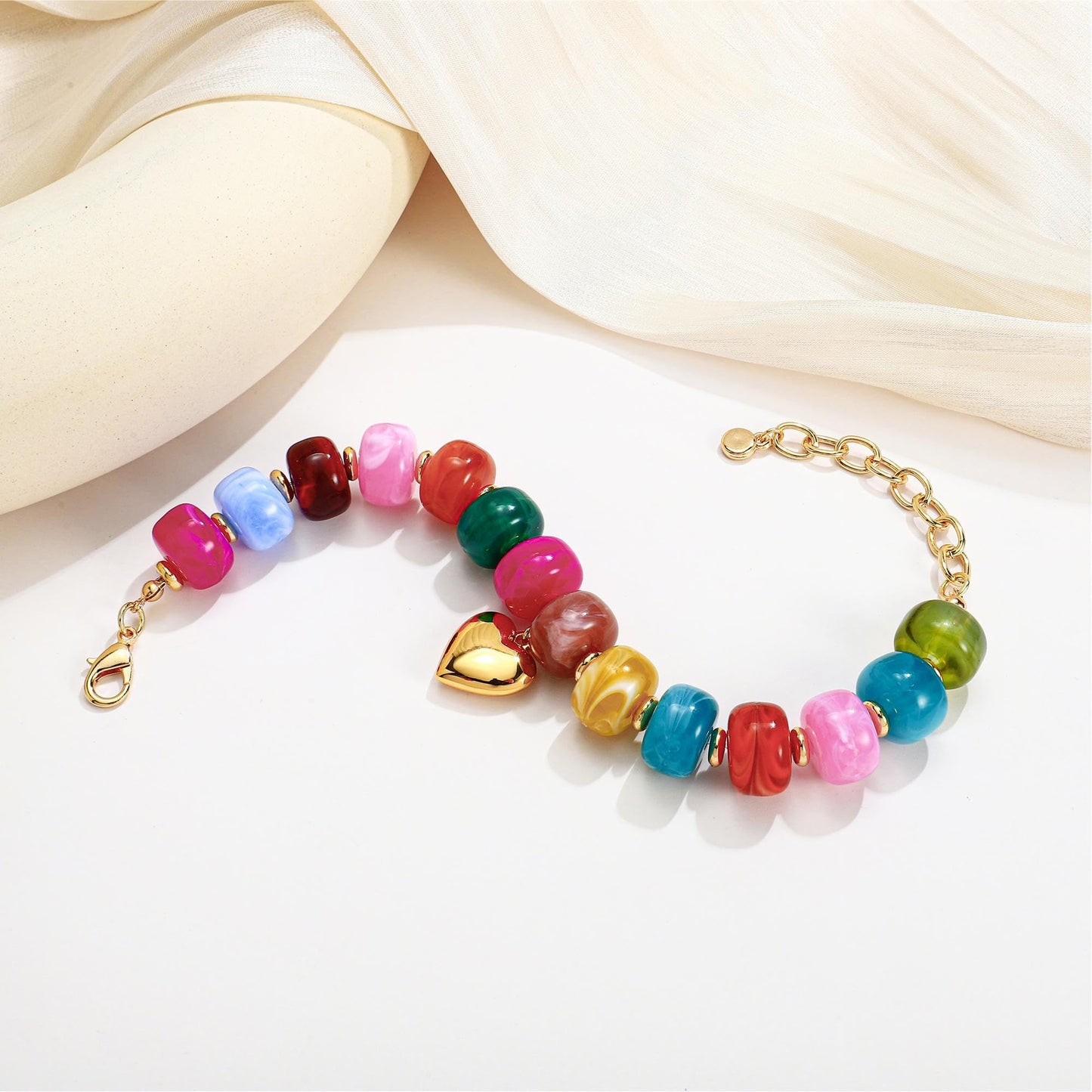 ENSKEFEN Colorful Beaded Heart Bracelets for Women Trendy Multicolor Acrylic Resin Beads Bracelet Statement Heart Charm Bracelet Boho Summer Jewelry