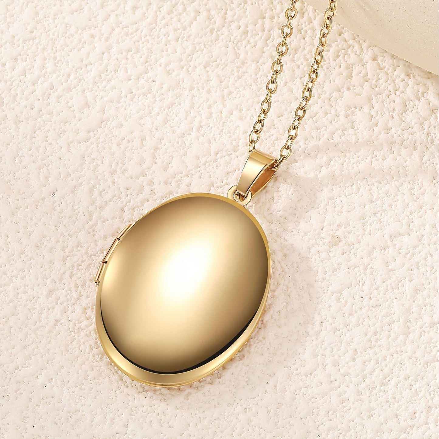 PHOCKSIN Gold Oval Locket Necklace For Women Locket Necklace that Hold Pictures For Girlfriend Best Gifts for Birthday Mothers Day