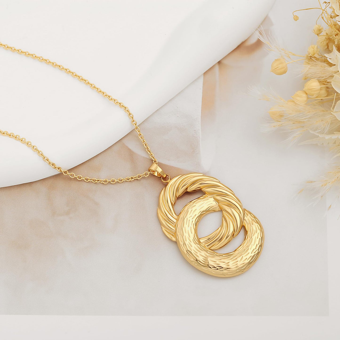 CANEVINKA Sun Flower Necklace, 18k Gold Plated Floral Pendant, Adjustable Dainty Boho Chain, Vintage Handmade Stackable Jewelry for Women
