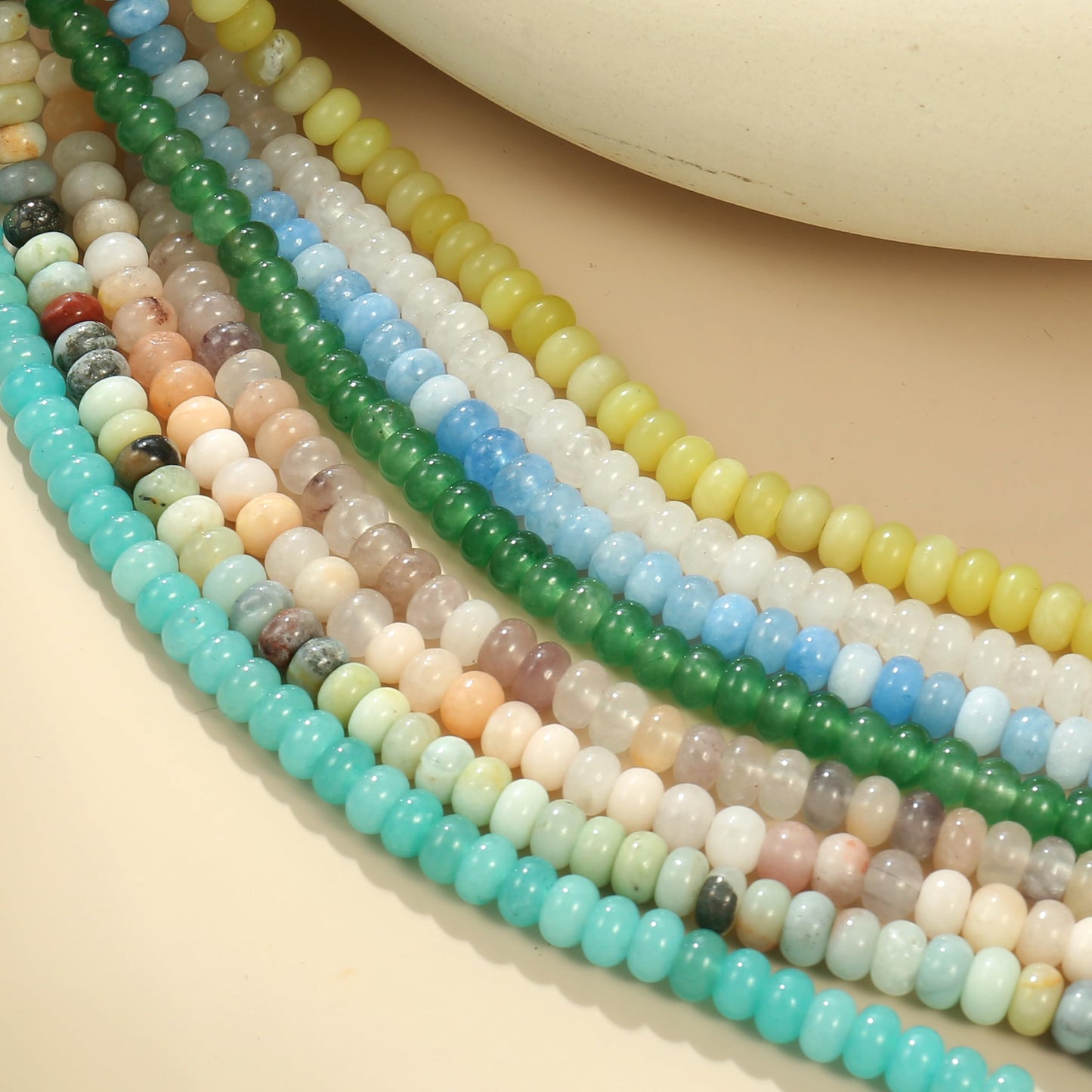 CONRAN KREMIX Green Stone Beaded Necklace for Women,Natural Gemstone Bead Choker Necklaces Boho Summer Beach Layering Necklace Jewelry Gift for Women