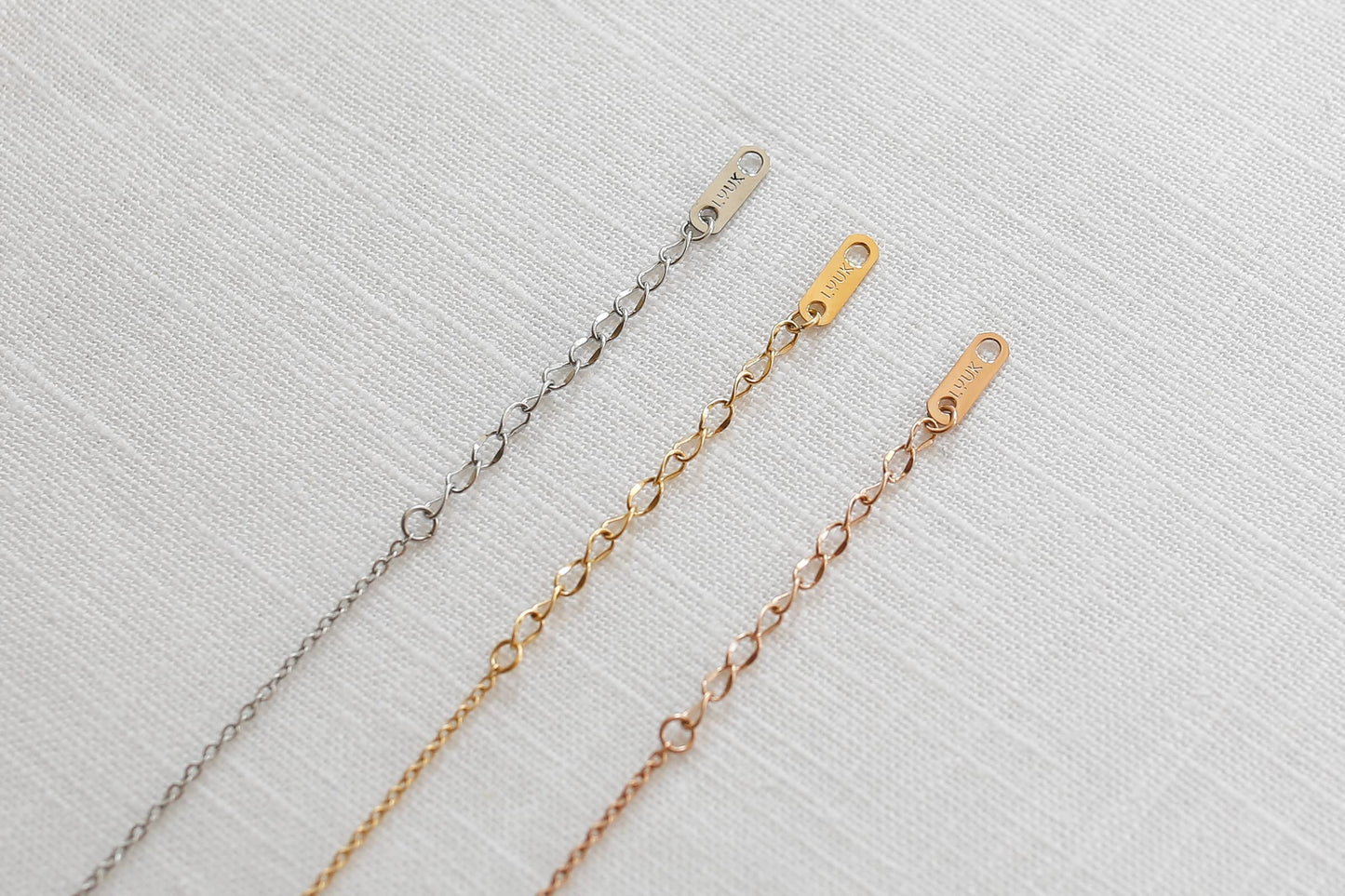 LUUK LIFESTYLE Necklace for women in stainless steel with pendant Hamsa Hand | Fatma and gift card HAPPINESS, chic and classy style, modern and minimalist fashion accessory for her, layer look, gold