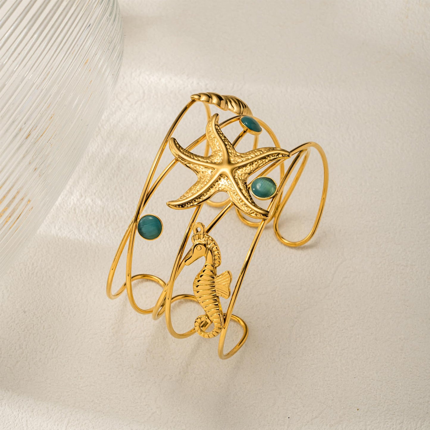 TONLUYAX Gold Starfish Conch Cuff Bangle Bracelet for Women Chunky Summer Beachy Bracelets Adjustable Trendy Jewelry