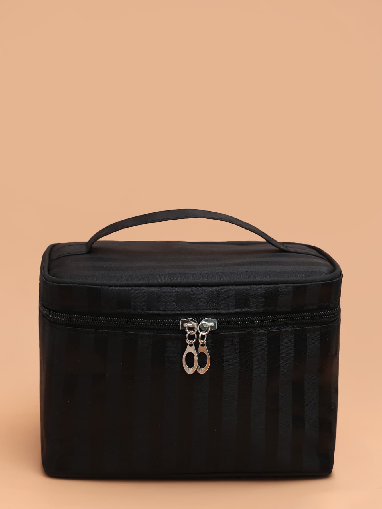 Simple Fashionable Makeup Storage Bag
