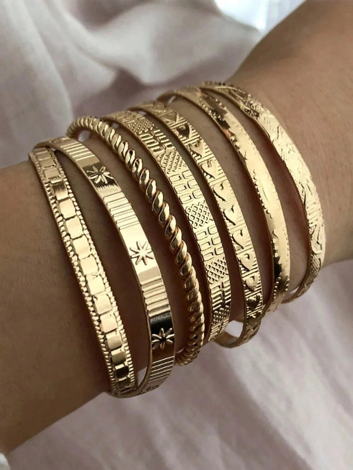 Multi-Piece Elegant Chain Bracelet Set
