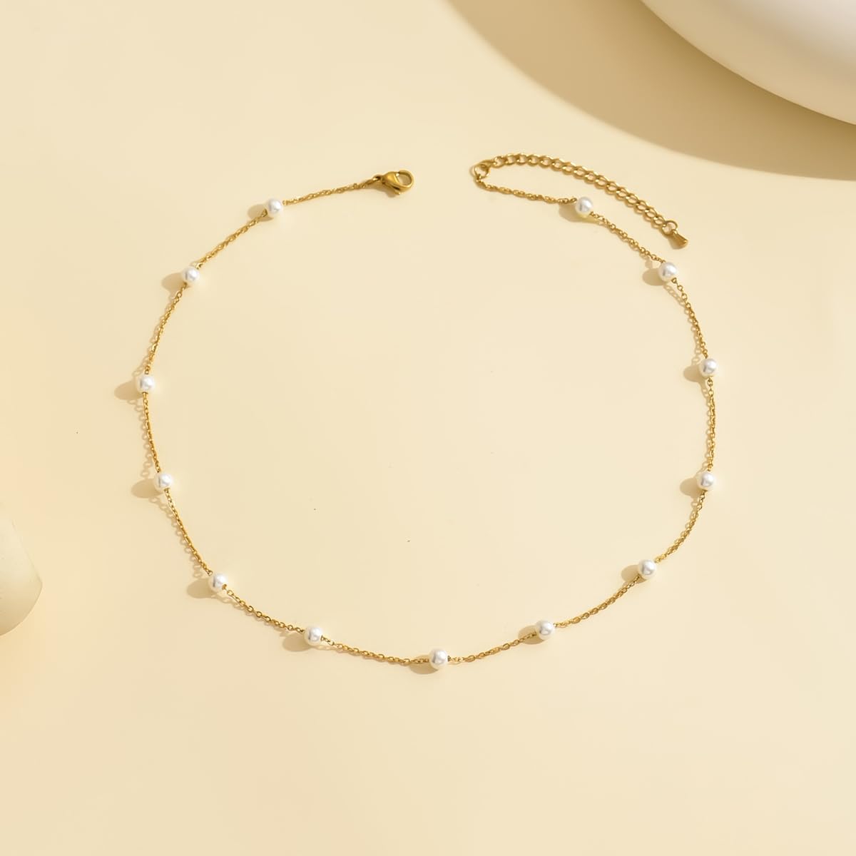 Jewigo Pearl Necklaces for Women 18K Gold Plated Pearl Choker Necklace Dainty Pearls Pendant Necklace Simple Small Pearls Bridesmaid Wedding Jewelry Gift
