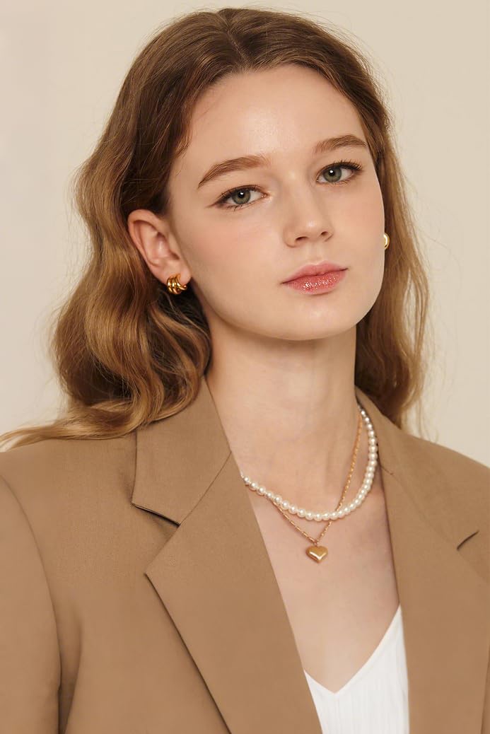 PEARLADA Dainty Gold Plated Heart Necklace for Women, Cute Small Heart Charm Necklace with Adjustable Box Chain, Trendy Love Valentine’s Gift
