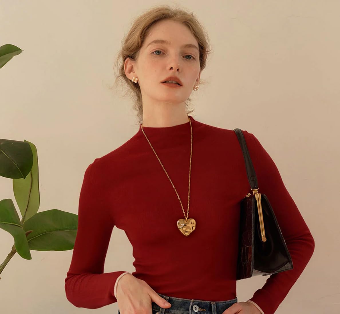 Simple Gold Statement Long Necklace for Women Trendy Heart Pendant Charm Necklace Dainty Gold Sweater Chain Necklace