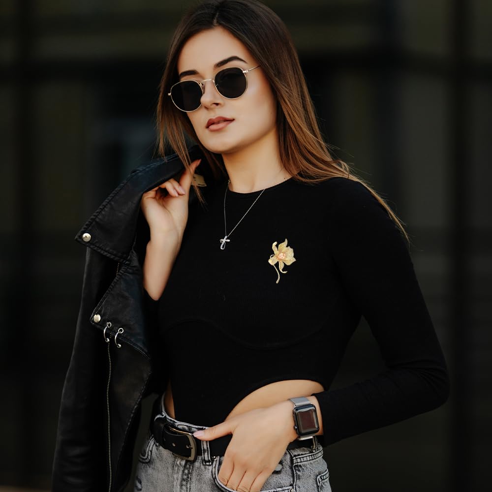 EMEGCY Blooming Lily Brooch for Women Rhinestone Lily Flower Brooch Pin 18k Gold Plated Bloosom Flower Lapel Pin Floral Jewelry for Mom Wife