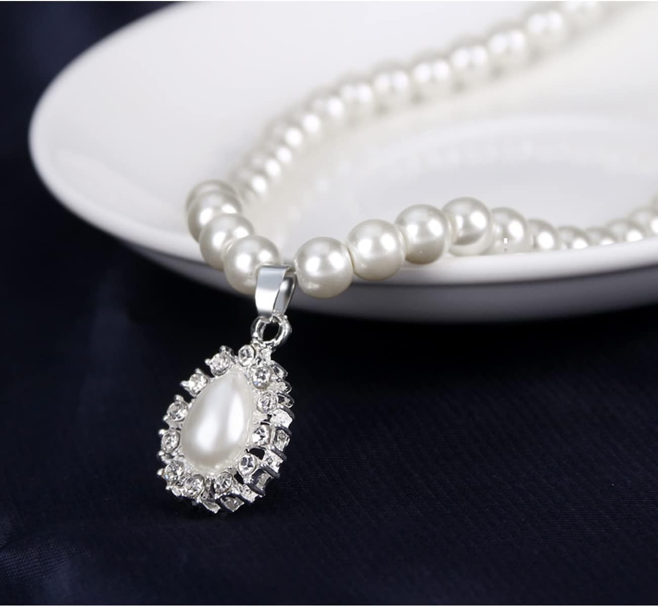 CSIYANJRY99 Pearl Necklace and Earring Set Faux Pearl Jewelry Sets for Women Imitation Beaded Pearl Necklace Bracelet Stud Earrings for Women (B)