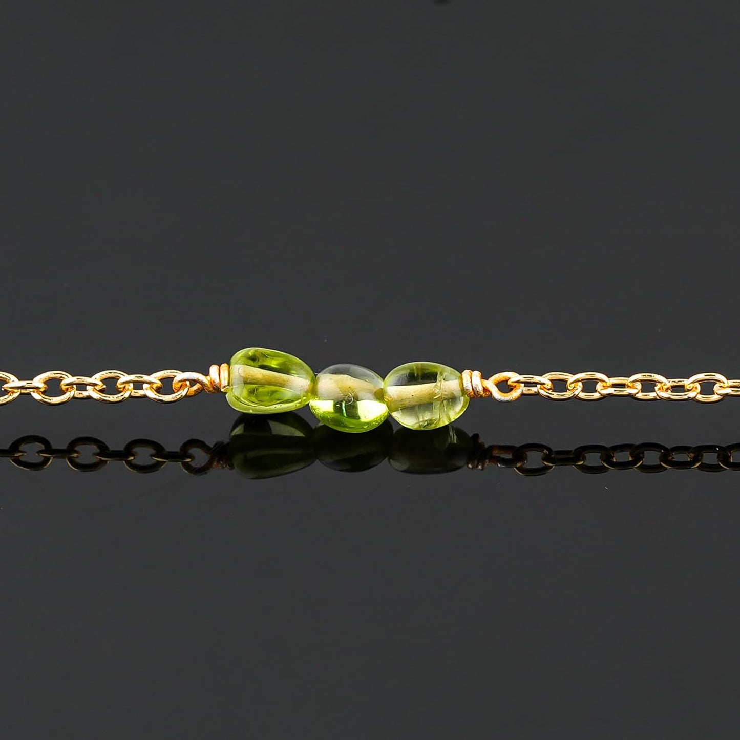 CRYSTALINES Natural Peridot Gemstone Nuggets Beads, Handmade Station Dangle Star Charms Anklet, 14K Gold Plated, Adjustable Fashion Boho Jewelry for Women, Healing Crystals, Christmas Gift