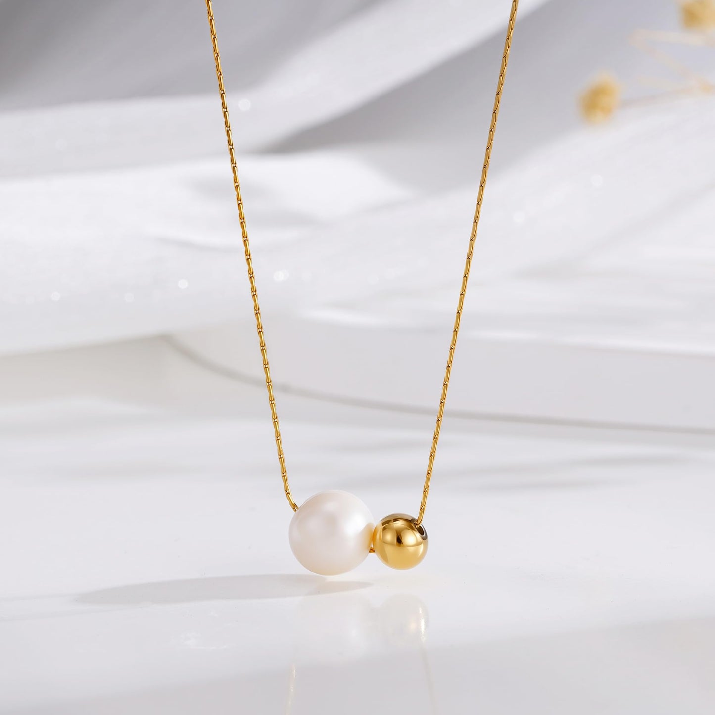 Rcidan Trendy Pearl Necklaces for Women, Gold & Silver Chain White Pearl Beaded Pendant Necklace, Birthday Wedding Jewelry Gifts