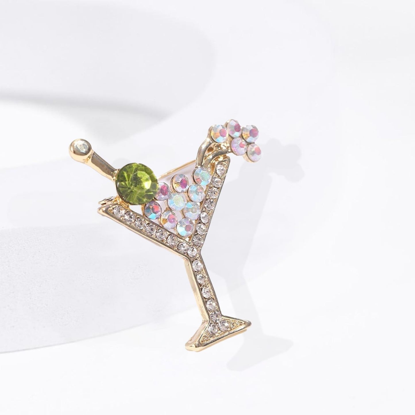DEYOUM Cocktail Wine Glass Brooch Pin for Women Trendy Cute Cocktail Wines Glass Wine Bottle Brooch Pin Party Hat Bag Suit Charm Jewelry Gift Accessories (green)