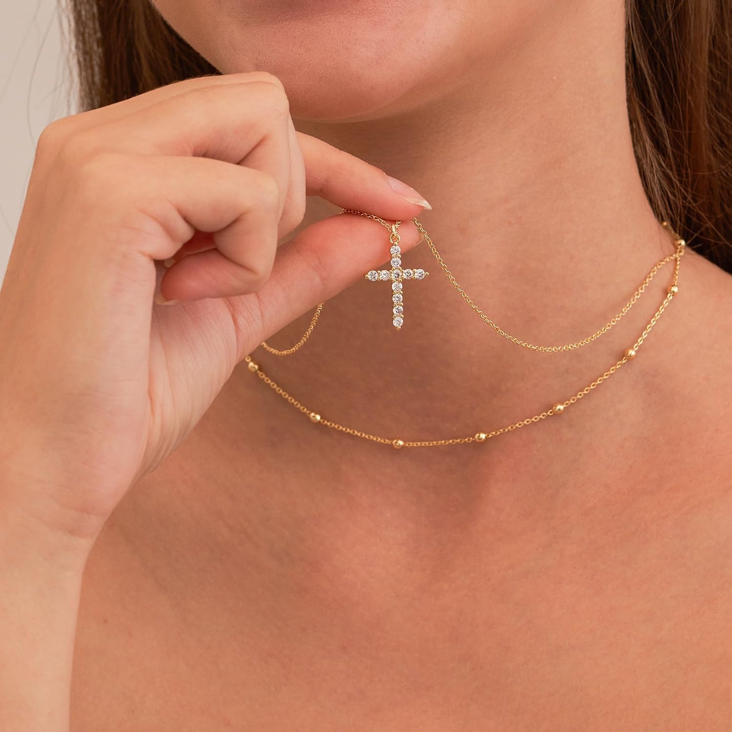 Robaice Cross Necklace for Women 14K Gold Plated Cross Pendant Necklace Simple Gold Necklaces Faith Cross Jewelry First Communion Necklace, Gold