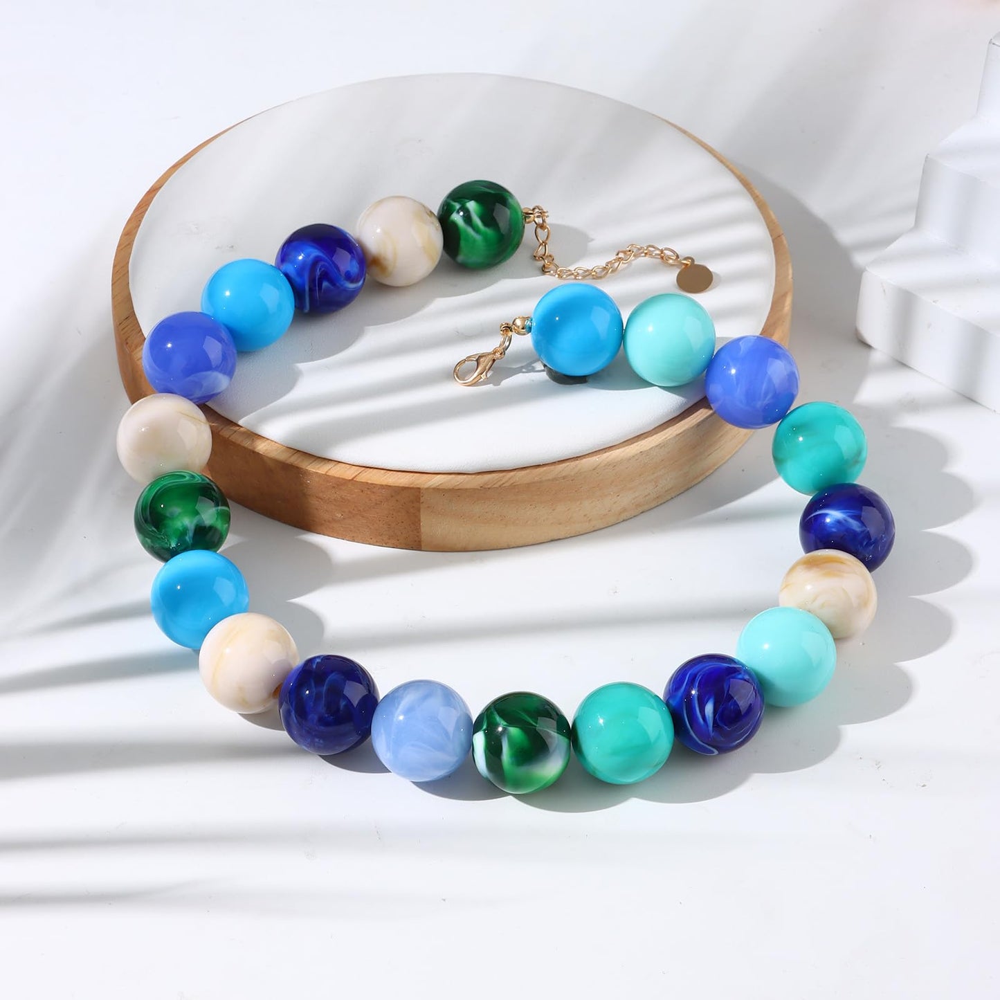 joymiao Chunky Bead Necklace for Women Colorful Resin Rainbow Beaded Necklace Boho Gemstone Large Beads Necklaces Summer Retro Jewelry