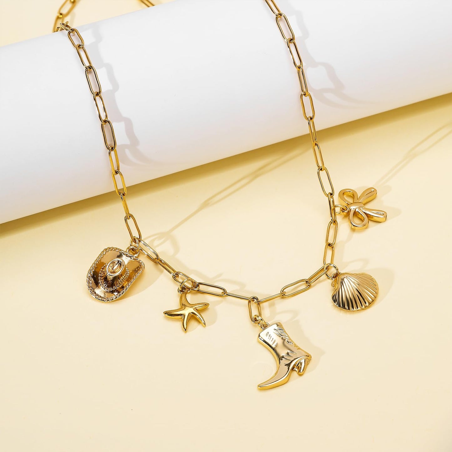 Dckazz Coastal Cowgirl Charm Necklace Choker 14K Gold Plated Shell Starfish Beach Charm Necklace Trendy Summer Jewelry for Women