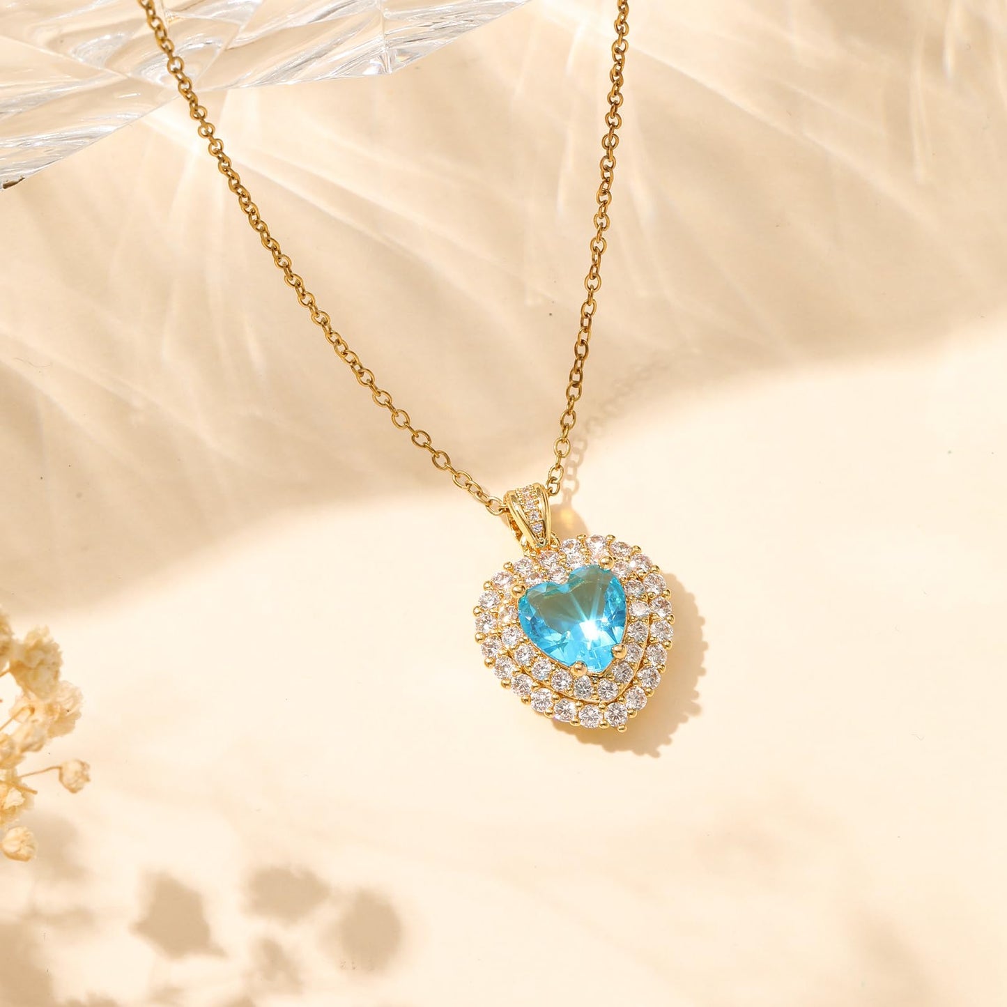 Blue Heart March Birthstone Aquamarine Necklaces for Women-Gold Plated Imitation Aquamarine Jewelry Heart Pendant Necklace Waterproof Non Tarnish Baroque Maximalist Jewelry For Birthday Valentines Day Mother's Day Christmas Thanksgiving Gifts