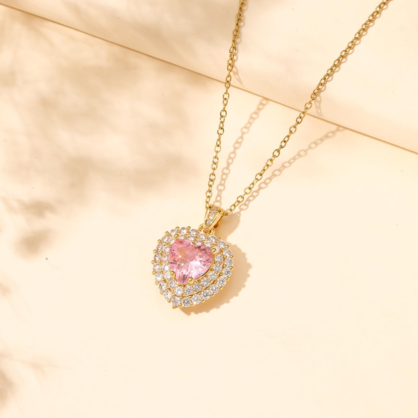 Pink Heart October Birthstone Rose Quartz Necklace for Women-Gold Plated Rose Quartz Jewelry Heart Pendant Necklace Waterproof Non Tarnish Baroque Maximalist Jewelry For Birthday Valentines Day Mother's Day Christmas Thanksgiving Gifts