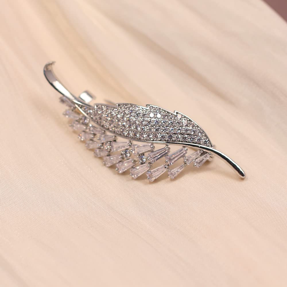 AILONMEI Elegant Leaf Corsage Brooches Jewelry for Women Fashion Pearl Costume Broaches and Pins(Silver)