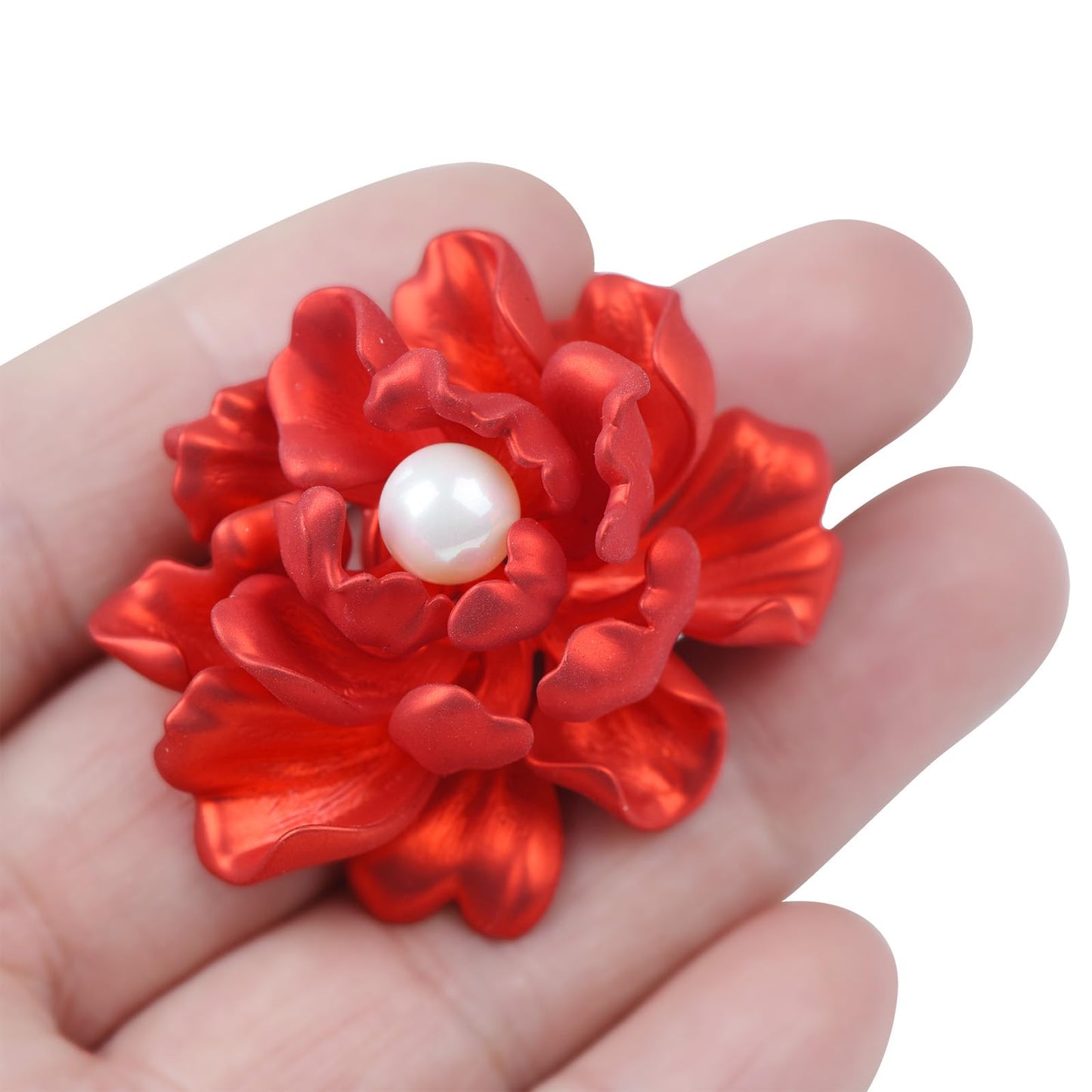 YYBONNIE Elegant Crystal Blooming Rose Flower Brooch Lapel Pin Breastpin for Women Birdal Cardigan Hat Scarf Suit Sweater Floral Pins (Red Pearl Peony Flower)
