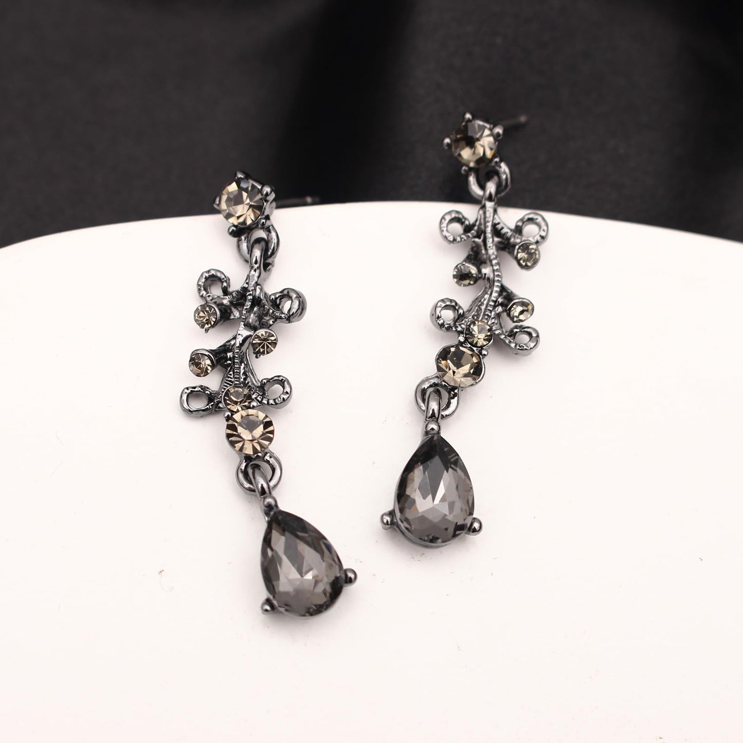 3Pcs Austrian Crystal Jewelry Set for Women, Necklace Dangle Earrings Link Bracelet Jewelry Set with Gold/Platinum/Gun Plated, Wedding Party Jewelry for Bridal Bridesmaid (Black Diamond-Jet)