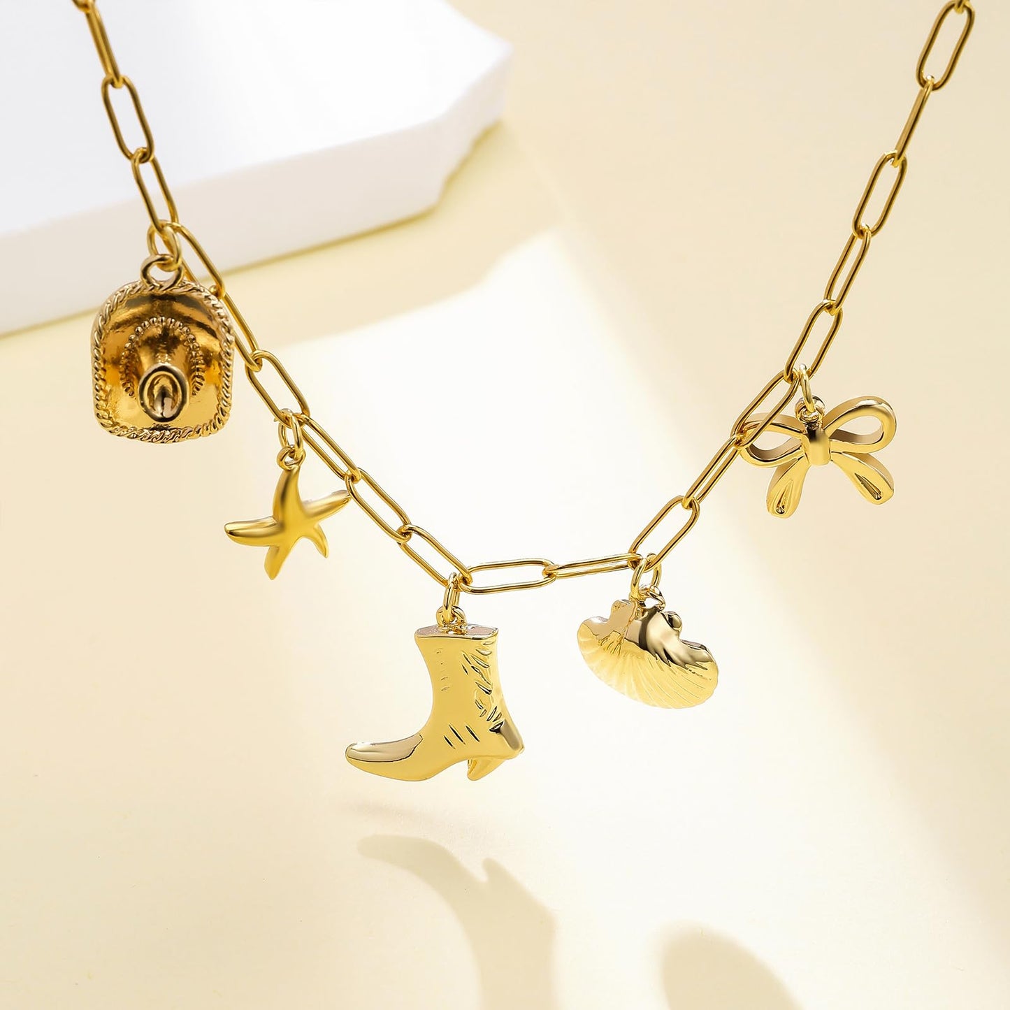 Dckazz Coastal Cowgirl Charm Necklace Choker 14K Gold Plated Shell Starfish Beach Charm Necklace Trendy Summer Jewelry for Women