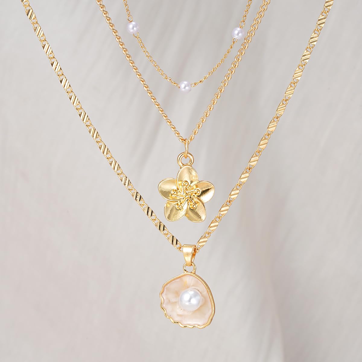 Charm Pearl Shell Necklaces for Women, Dainty Choker Necklace, Seashell Pearl Necklaces, Fashion Summer Cute Beach Jewelry Set Gifts for Women