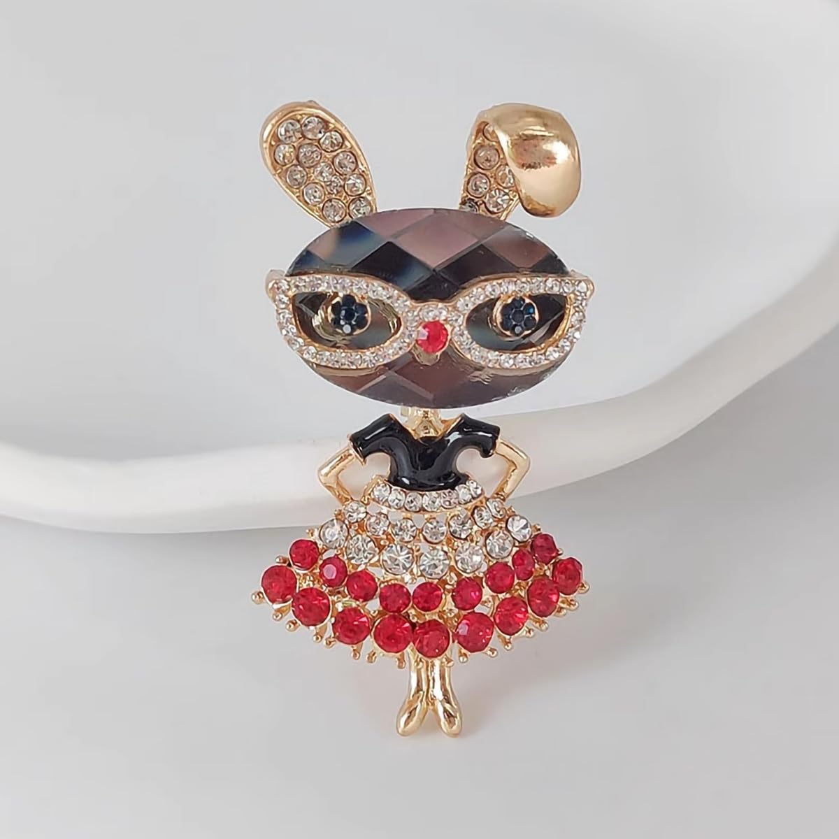Yaximhozz 2pcs Rhinestone Brooch Pin for Women Gold Plated Crystal Bunny Animal Brooches Fashion Accessories Pins Lapel Boutonniere Ideas Wedding Christmas Birthday Jewelry Easter Gift (22 Babbit blue/Red)
