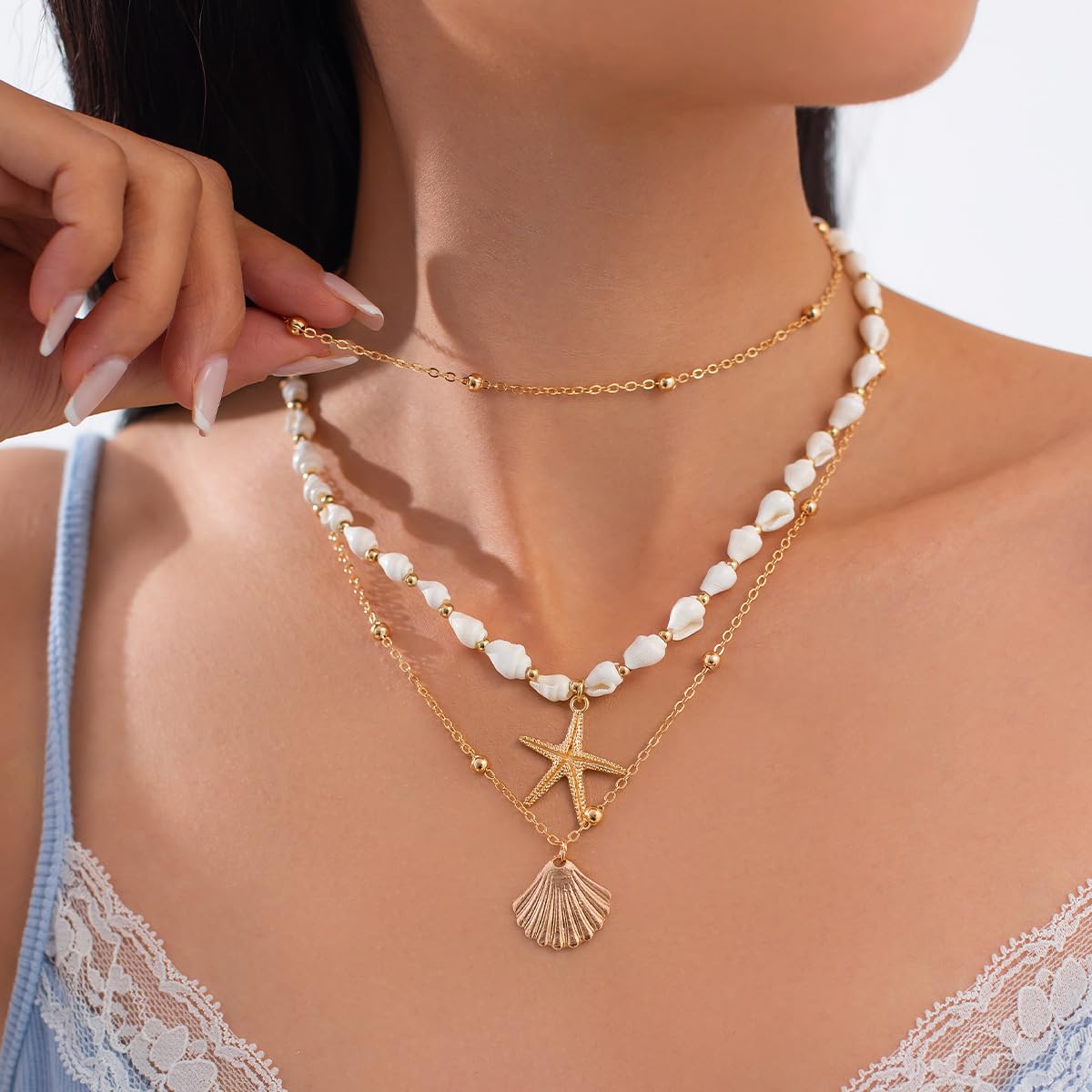 SRUCVOU Layered Shells Starfish Scallop Pendant Necklace For Women Coastal Beach Holiday Beaded Chain Necklace Gold Tone Ocean Style Vacation Jewelry (Gold)