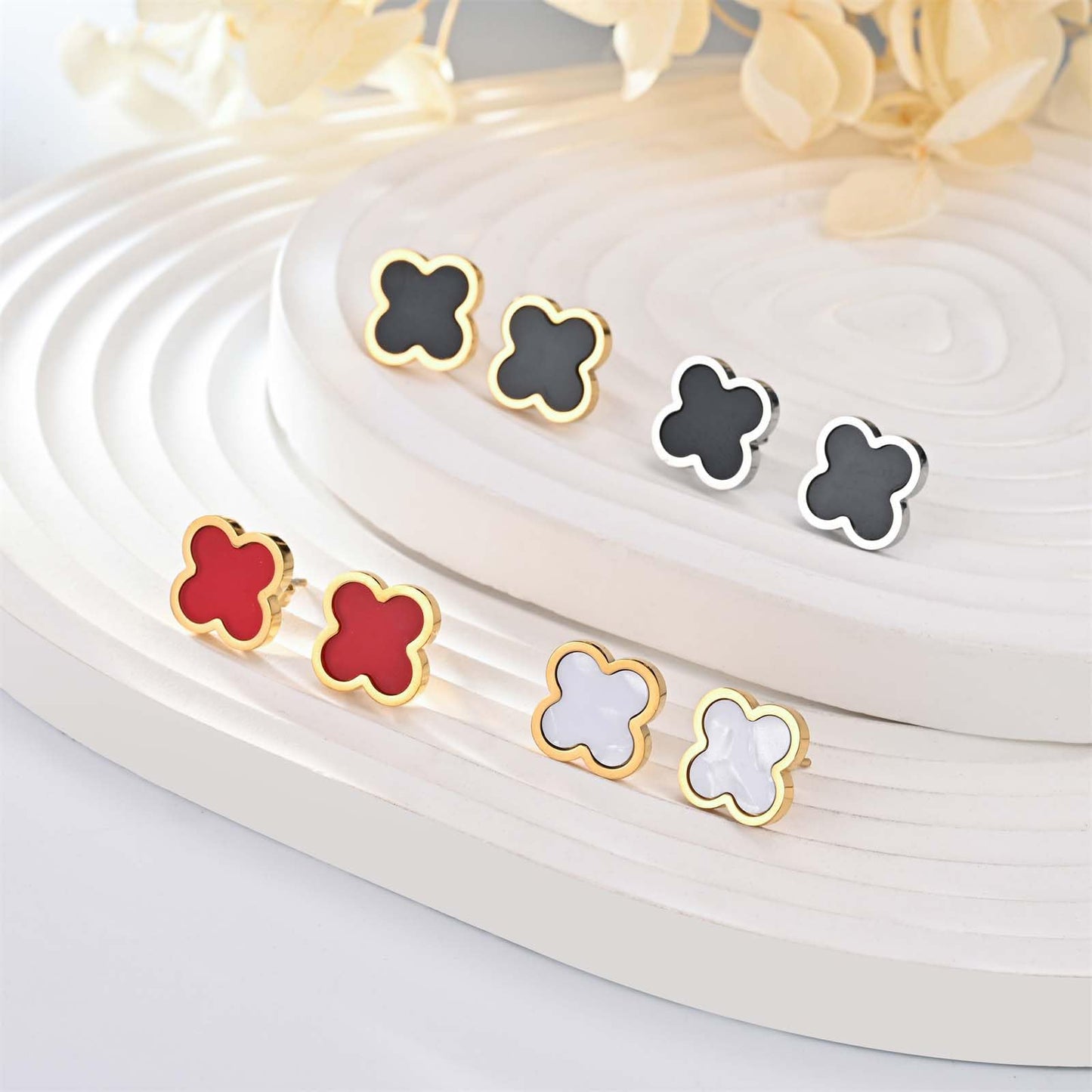 KYJAC Clover Necklace and Stud Earrings Jewelry Set White Black Red Clover Pendant Necklace 18k Gold Plated Four Leaf Clover Necklace Earrings Set Gifts for Women (Gold White Set)