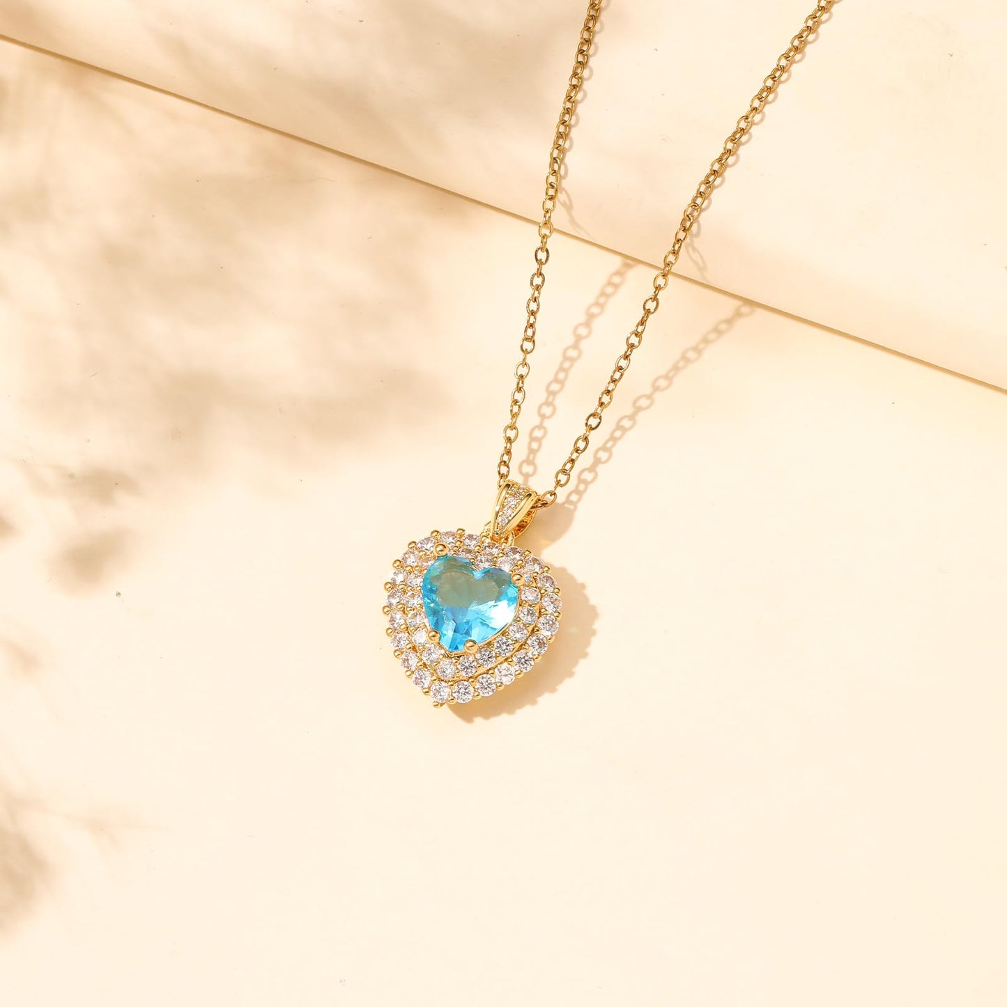 Blue Heart March Birthstone Aquamarine Necklaces for Women-Gold Plated Imitation Aquamarine Jewelry Heart Pendant Necklace Waterproof Non Tarnish Baroque Maximalist Jewelry For Birthday Valentines Day Mother's Day Christmas Thanksgiving Gifts