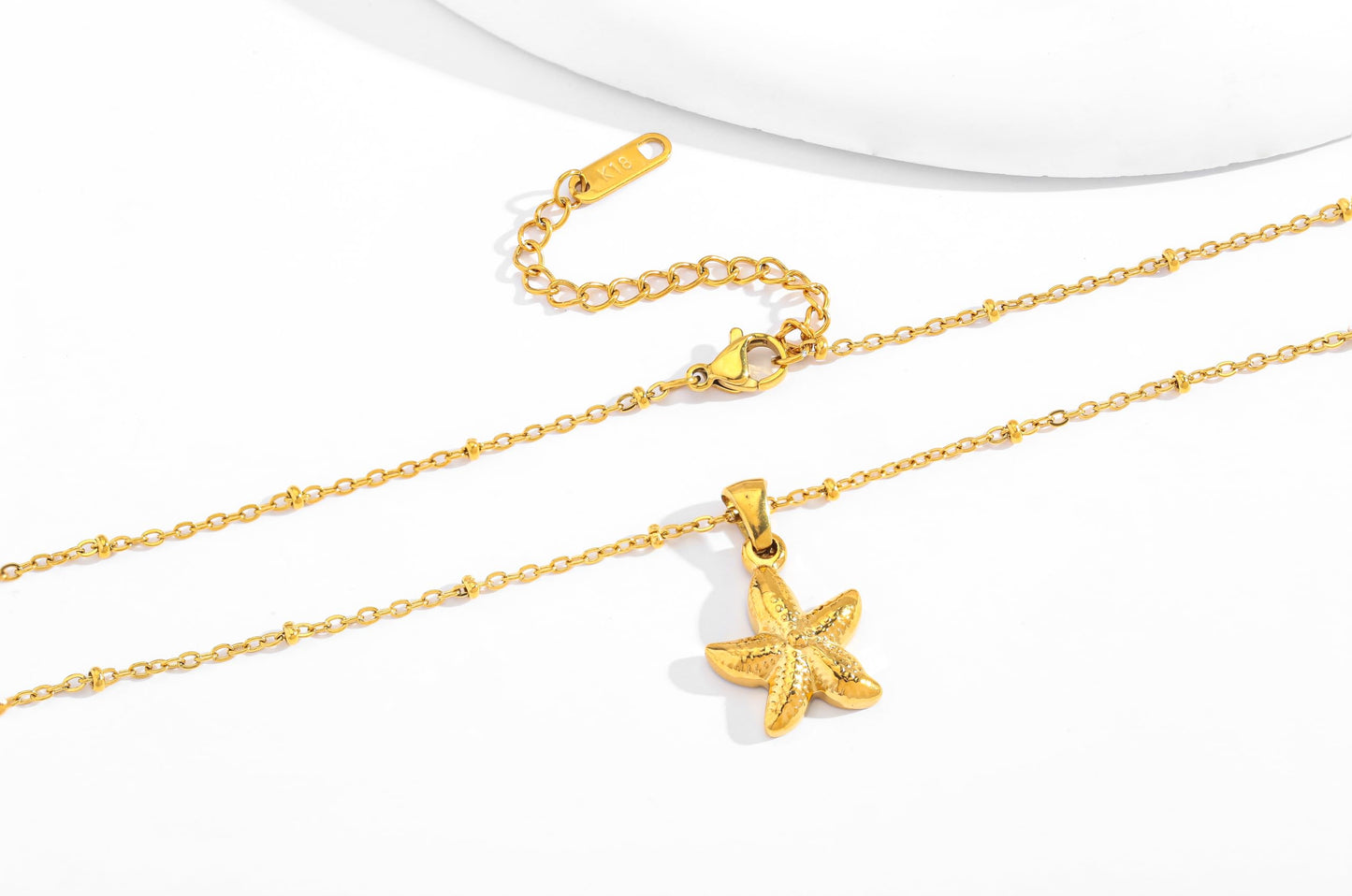 INNERDIVA Gold Starfish Necklace for Women Boho Necklaces Summer Beach Necklace Jewelry Present