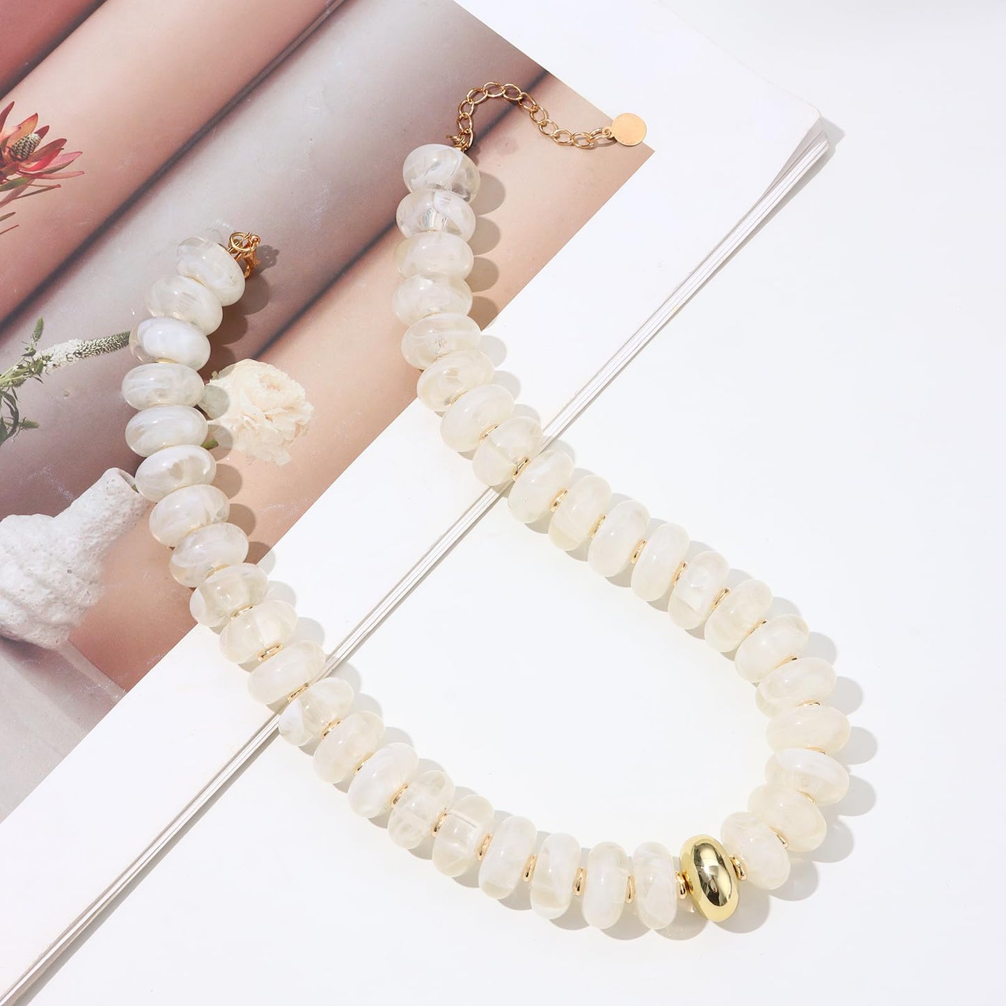 joymiao Chunky Beaded Necklace for Women Colorful Resin Beads Necklace White Flat Bead Choker Hippie Gemstone Jewelry for Beach Vacation Summer