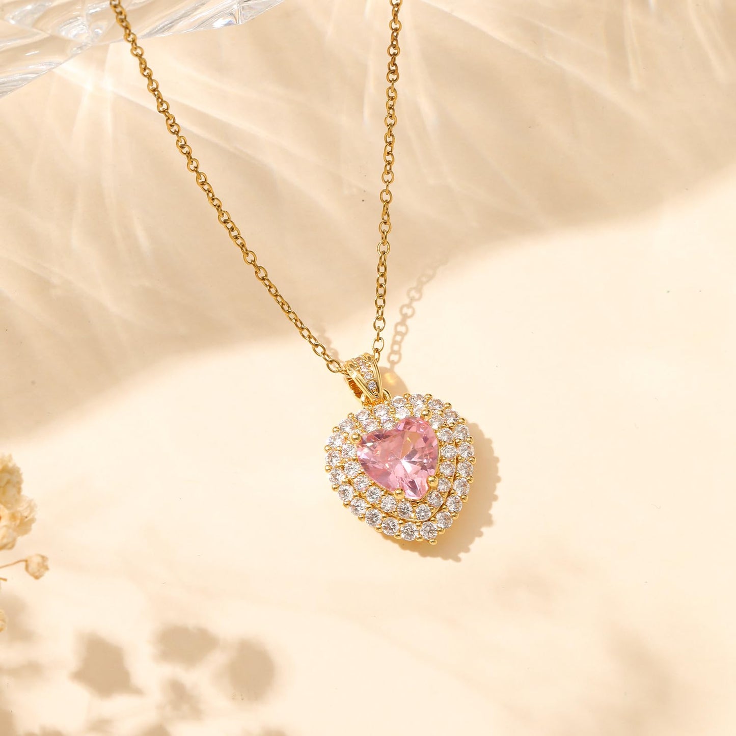 Pink Heart October Birthstone Rose Quartz Necklace for Women-Gold Plated Rose Quartz Jewelry Heart Pendant Necklace Waterproof Non Tarnish Baroque Maximalist Jewelry For Birthday Valentines Day Mother's Day Christmas Thanksgiving Gifts