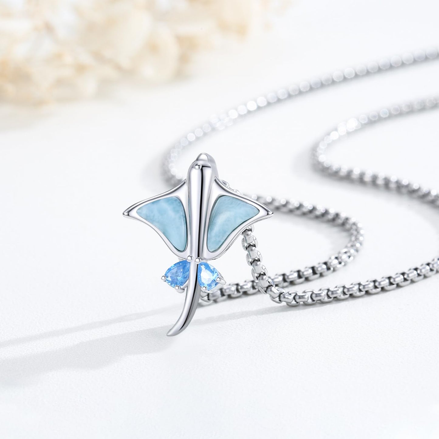 Midir&Etain Stingray Necklace 925 Sterling Silver Beach Ocean Pendant Manta Ray Beachy Necklace Stingray Jewelry Gift for Women Stingray Lovers