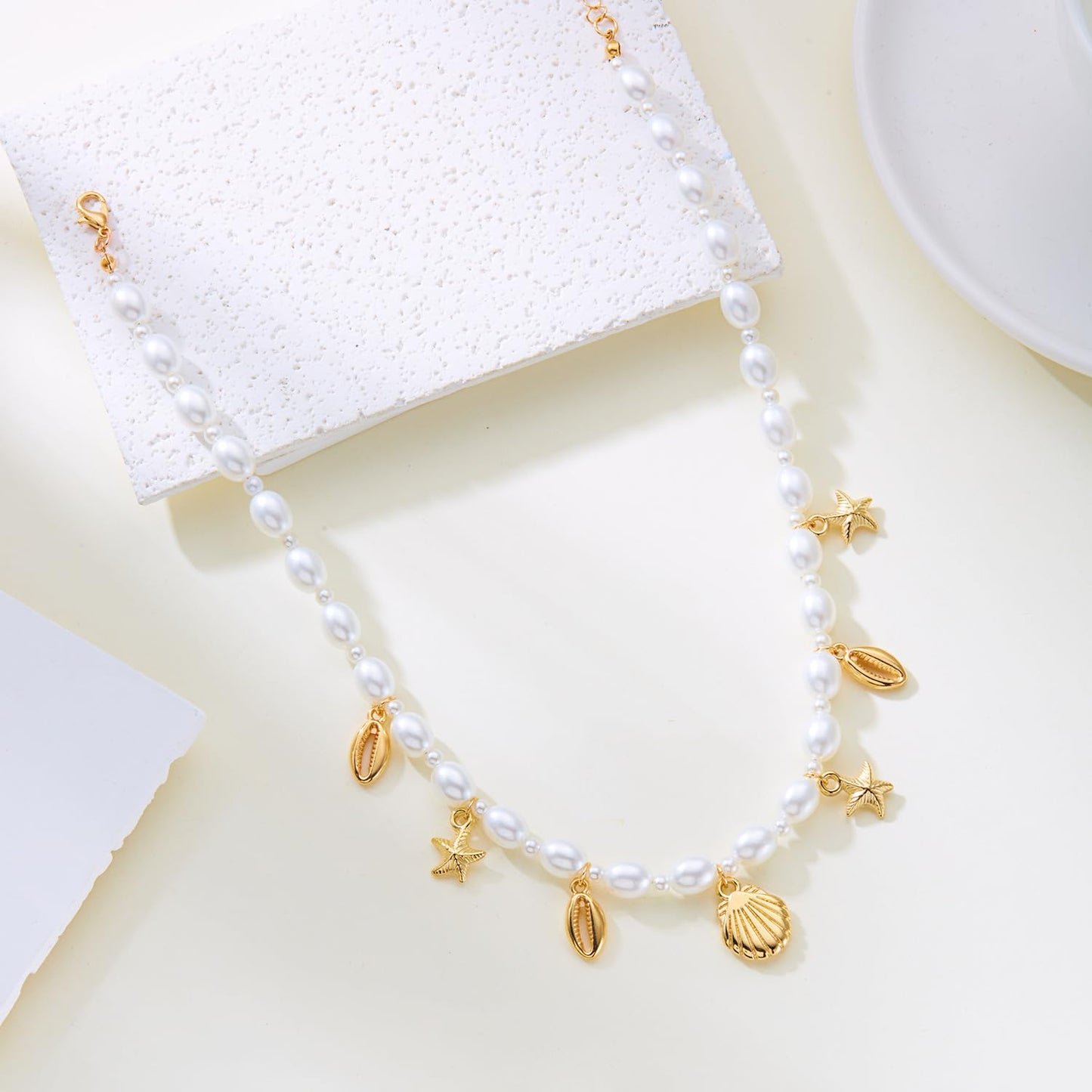 Shell Starfish Necklace for Women Gold Plated Pendant Pearl Necklace Boho Beaded Dainty Adjustable Necklaces Shell Conch Summer Beach Cuff Jewelry Accessories