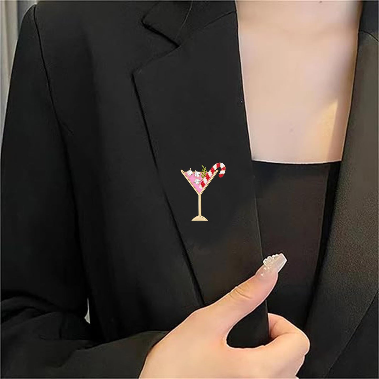 DEYOUM Cocktail Wine Glass Brooch Pin for Women Trendy Cute Cocktail Wines Glass Wine Bottle Brooch Pin Party Hat Bag Suit Charm Jewelry Gift Accessories (chrismas)