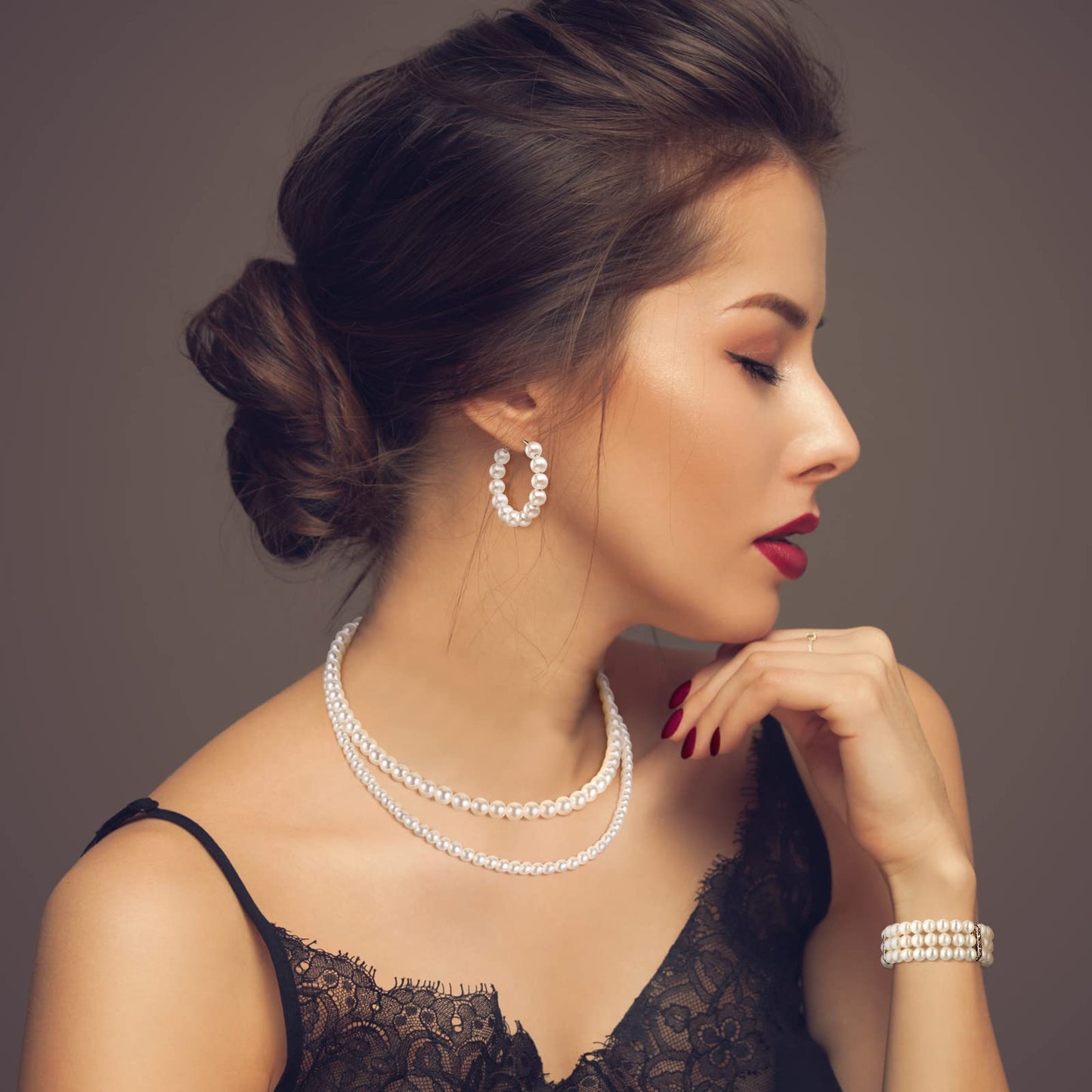 Glenmal Pearl Jewelry Set for Women Faux Pearl Necklace Bracelet Earrings Set for Wedding Birthday Party Costume Accessories Gift(Simple Style)