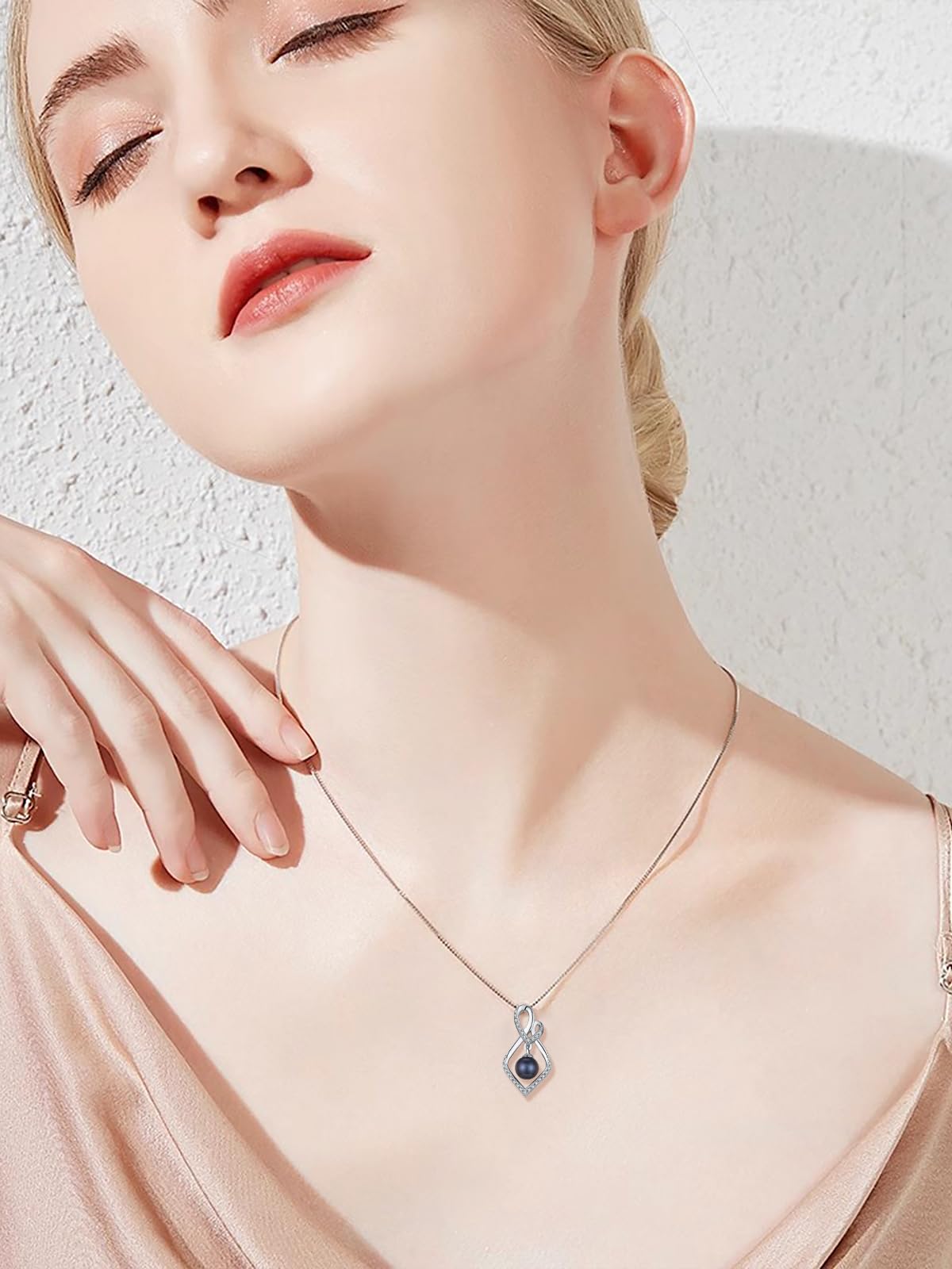 KANNSOAR Tahitian Black Pearl Necklace for Women 18K White Gold Plated Pendant 7MM Pearl Jewelry Wedding Birthday Anniversary Valentines Day Christmas Gifts for Wife Mom Girlfriend Sister Her