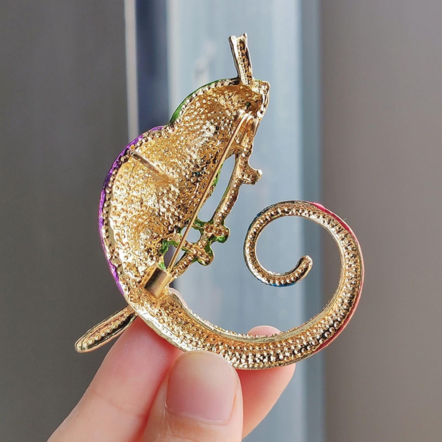 HETICA Animal Brooch for Women, Funny and Cute Flower Brooch Safety Pins Clothing Backpack Hat Decoration Enamel Pins Fashion Women Brooches and Pins Jewelry
