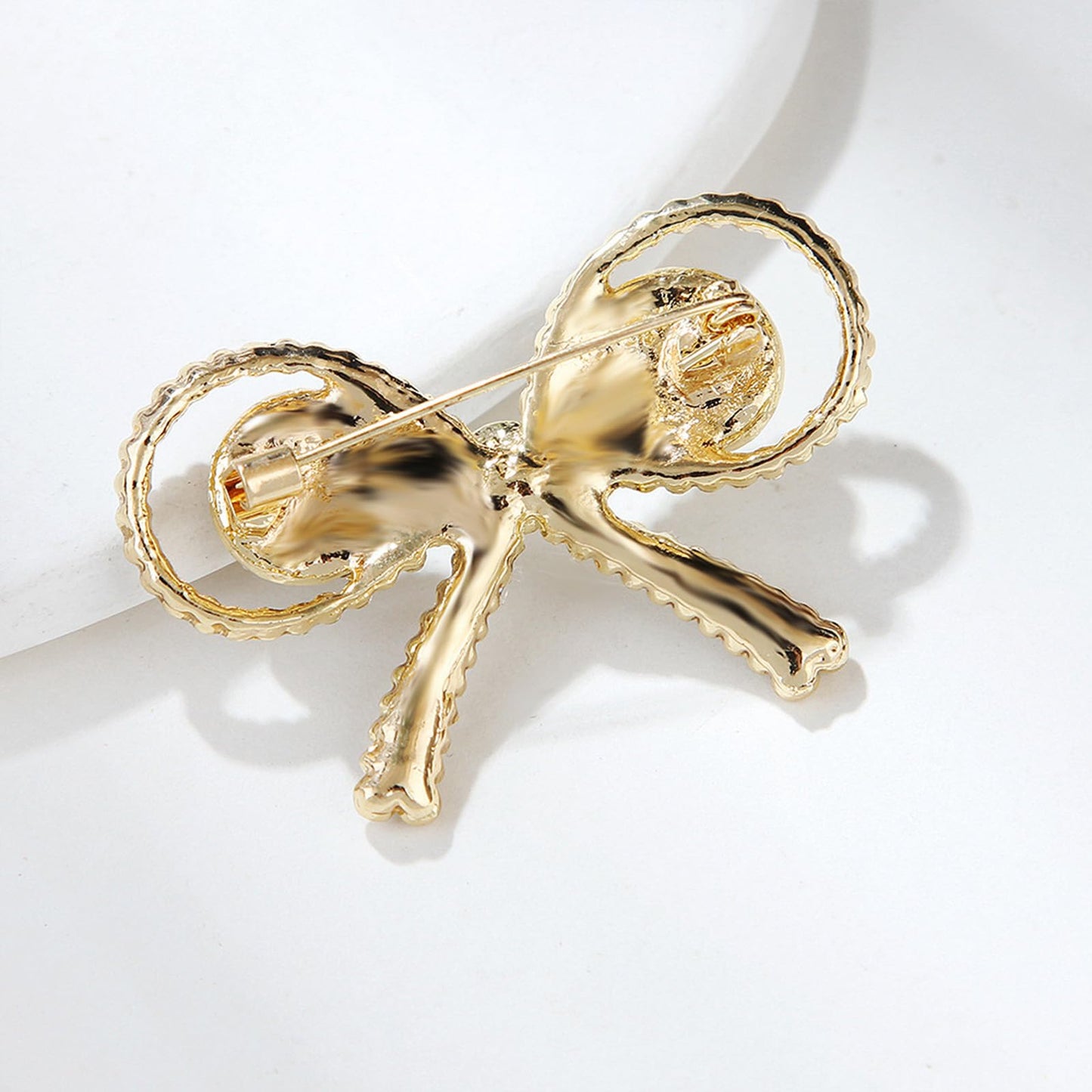 HETICA Animal Brooch for Women, Funny and Cute Flower Brooch Safety Pins Clothing Backpack Hat Decoration Enamel Pins Fashion Women Brooches and Pins Jewelry