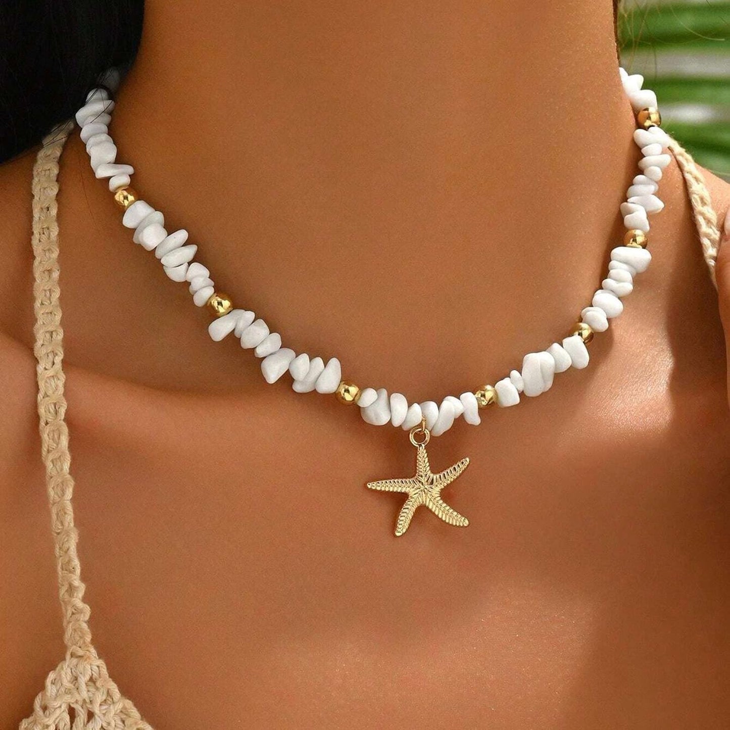 Shell Starfish Necklace for Women, 14k Gold Plated Boho Layered Beaded Charm Pendant Necklace, Dainty Adjustable Pearl Conch Summer Beach Vacation Jewelry Gifts(Crushed)