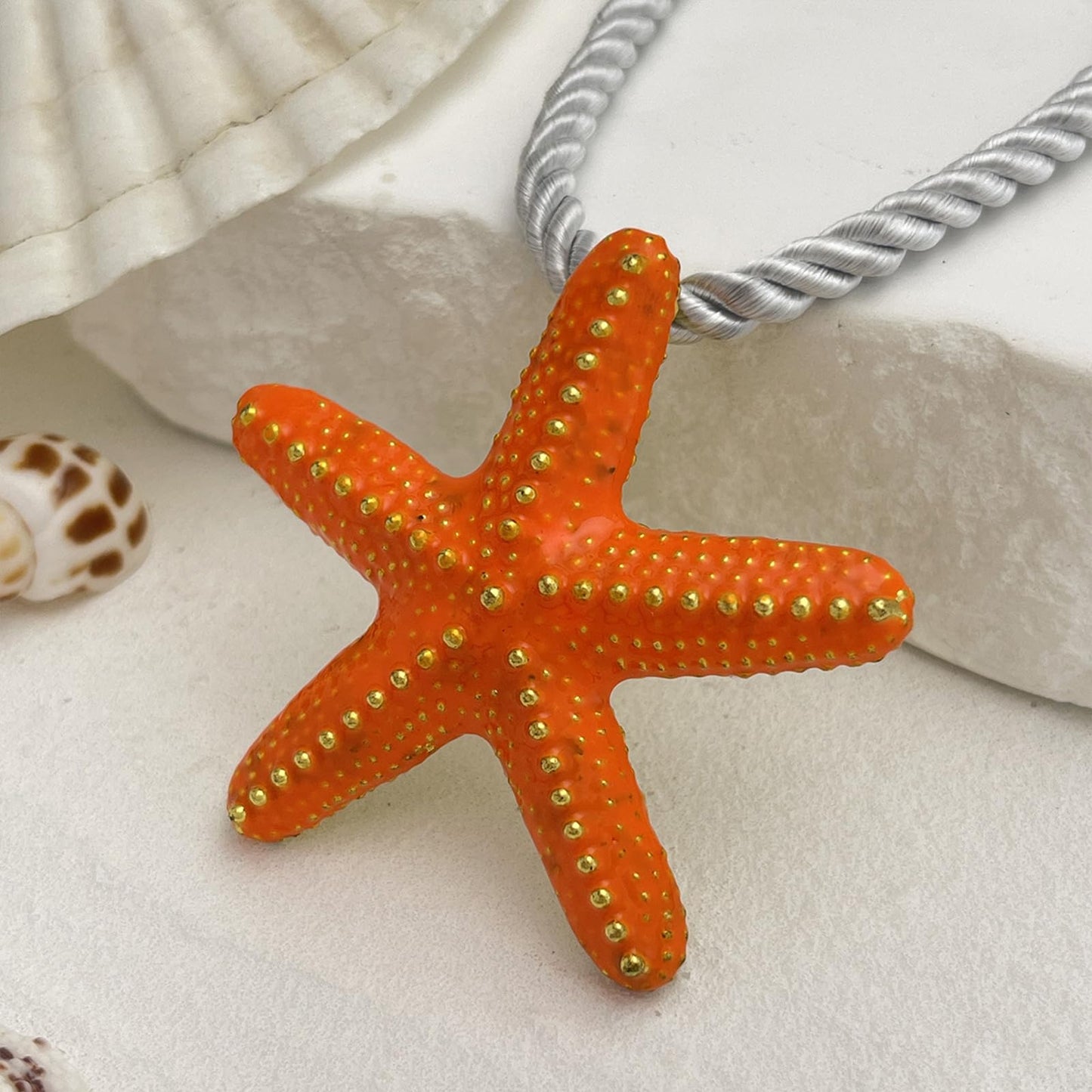 Nojess Starfish Necklace for Women Large Star Pendant Necklaces Beach Necklaces Statement Chunky Necklaces Summer Holiday Beach Party Jewelry (Orange Starfish Necklace)