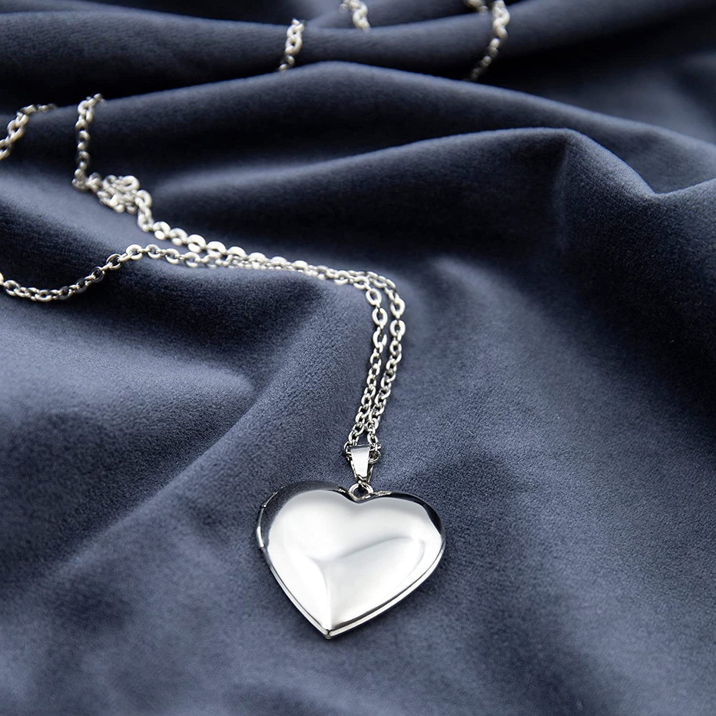 PHOCKSIN Silver Heart Locket Necklace for Girlfriend Memorial Lockets for Women Locket with Pictures inside Mothers Day Gifts for Women