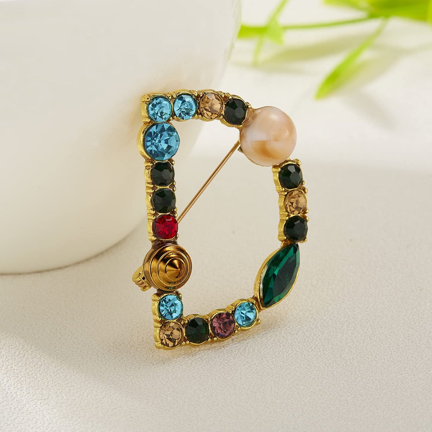 RINHOO Crystal Pearl Initial Brooch Gold Plated Enamel Colorful Letter Alphabet Breastpin Pin Jewelry for GIFTS (Gold D)